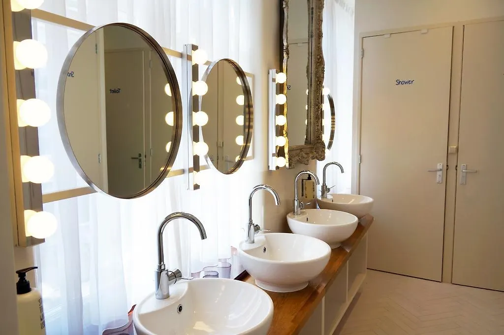 De Bedstee Boutique Capsules (Adults Only) Hotel Amesterdão