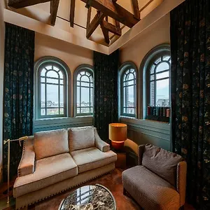 Mercier Hotel