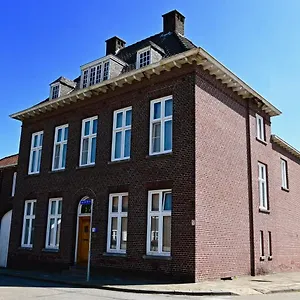 In De Achtste Hemel , Schimmert Niederlande